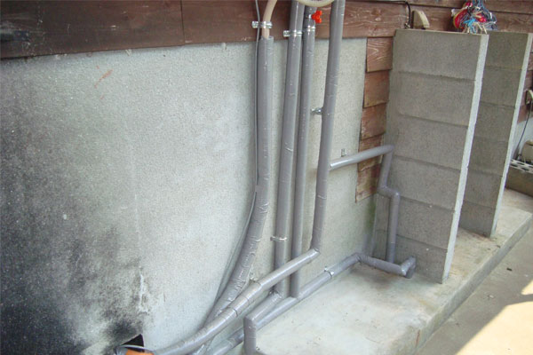 工場内の配管設備